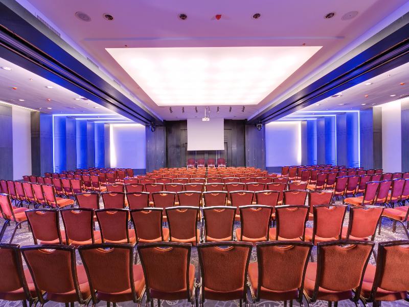 쉐라톤 부쿠레슈티 호텔 외부 사진 The Grand Ballroom